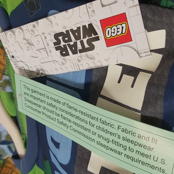 Boys starwars YODA PJ.  Size 8 - Picture 16 of 16